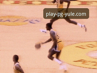 从湖人狂飙看数据盛宴：掌握赛事动态的实用技巧